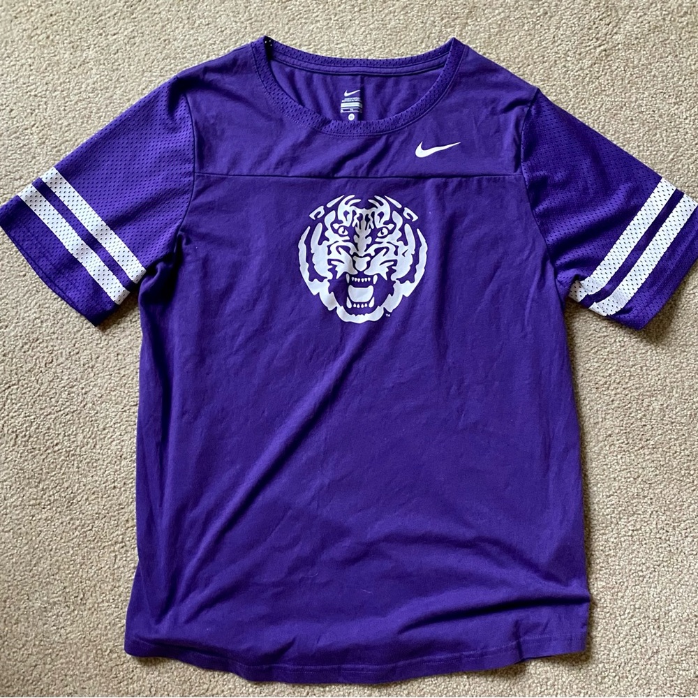 LSU Nike Tee - nwot - size XL